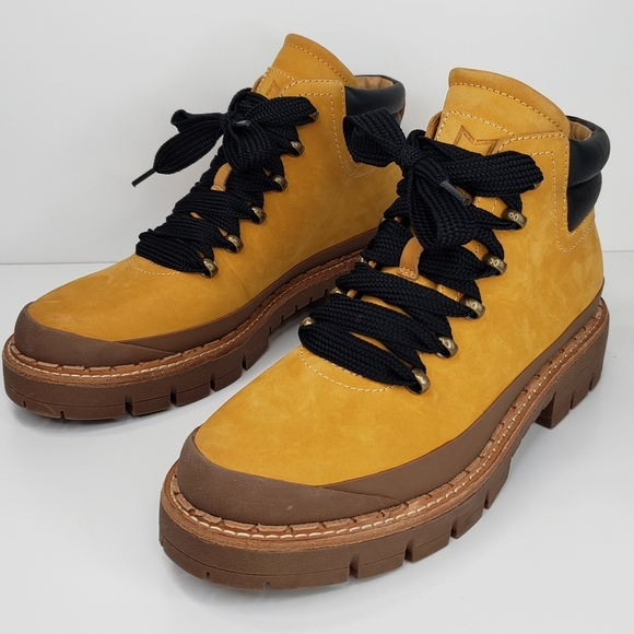 Marc Fisher LTD CLcairy Tan/Yellow Suede Lace up Hiking Outdoor Boots Sz 9.5M - Picture 3 of 10